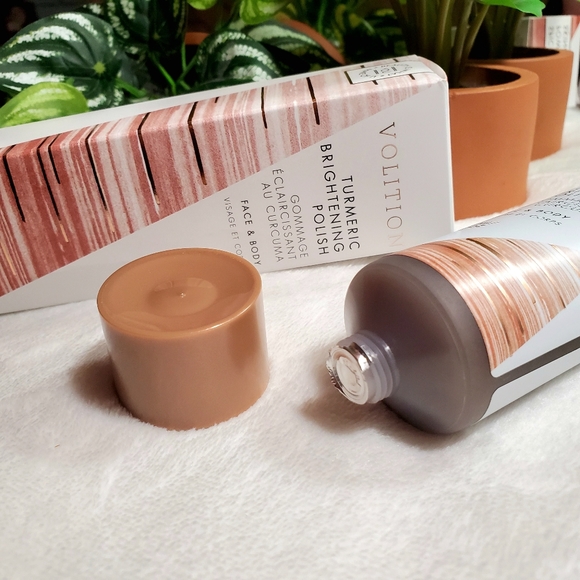 VOLITION BEAUTY Turmeric Brightening Polish - Picture 5 of 6